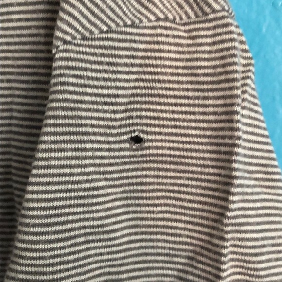 Small shirt - Picture 3 of 4